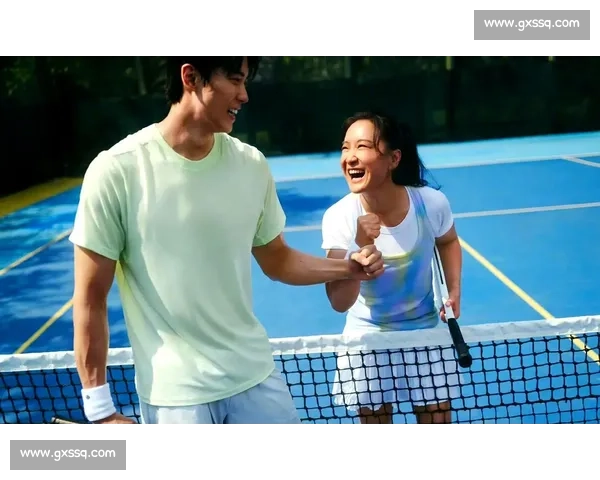 贾玲汪顺网球场燃爆!高马尾短裙造型掀起青春风暴 贾玲汪顺网球场燃爆!高马尾短裙造型掀起青春风暴